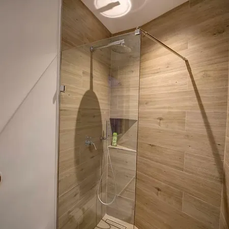 The Helen Penthouse Apartment